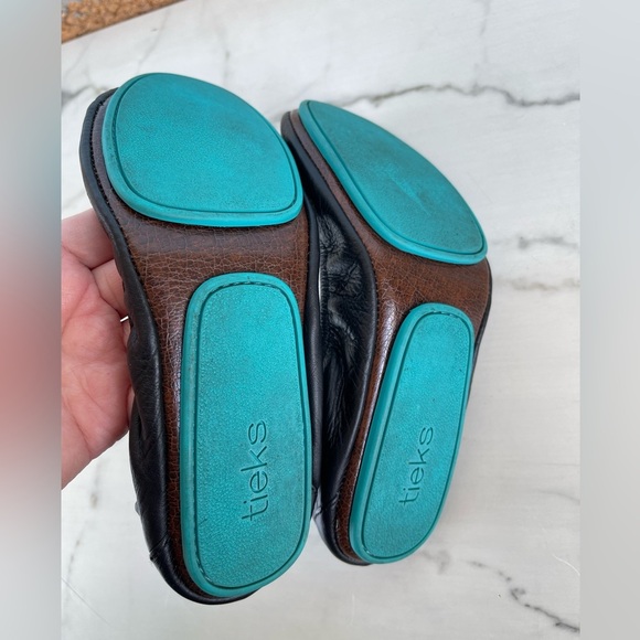 Tieks ballet flats in matte black leather shoes size 7 - Picture 8 of 8